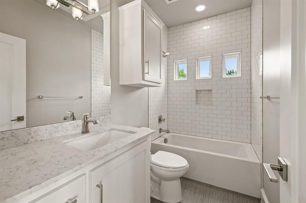 4144 Druid Lane Condos - Residential