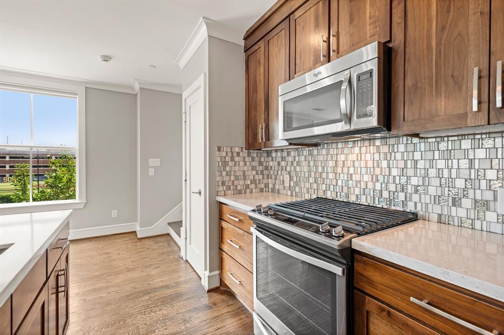 4144 Druid Lane Condos - Residential