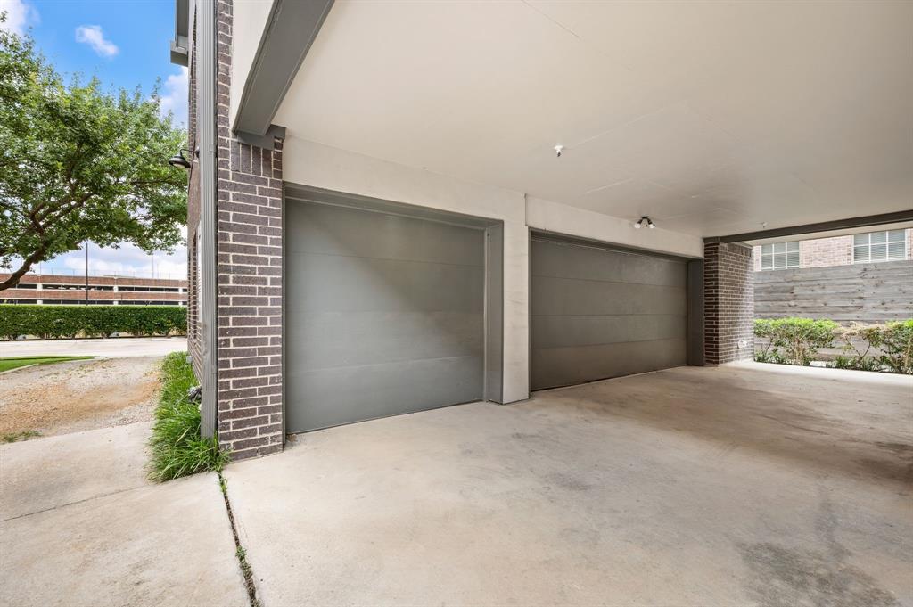 4144 Druid Lane Condos - Residential