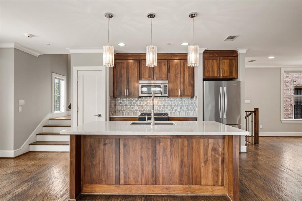 4144 Druid Lane Condos - Residential
