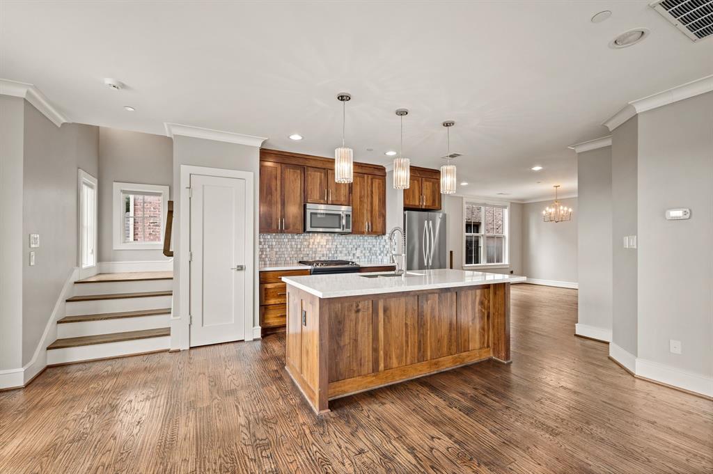 4144 Druid Lane Condos - Residential