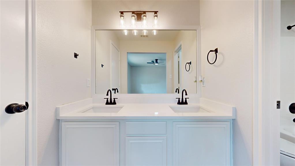Las Villas De Oak Cliff Ph 04 - Residential