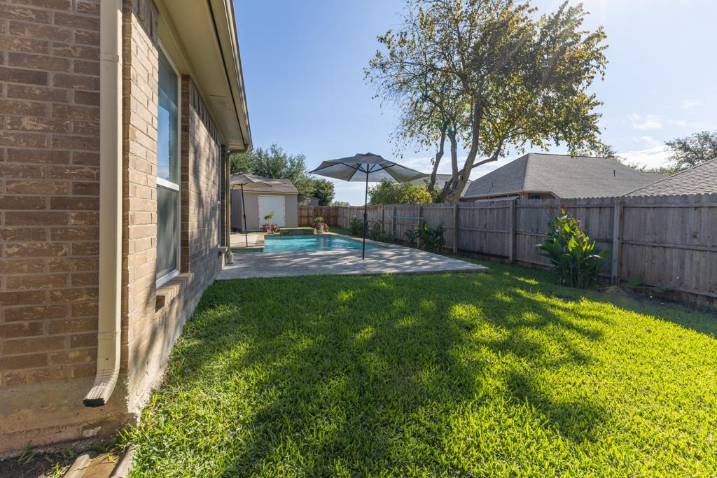 Pinion Park - Residential Lease