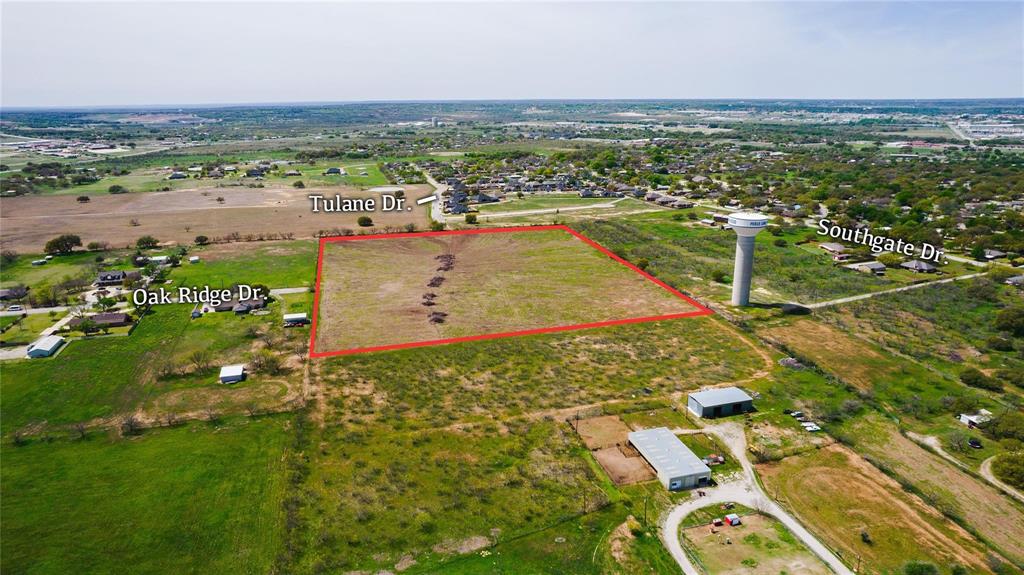 Austin Heights, Gibson - Land