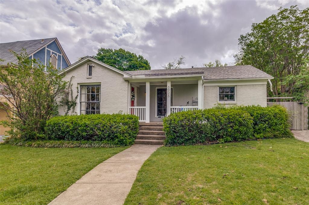 Wonderful opportunity in one of Dallas's great urban neighborhoods and at a great price! This delightful 30's Ranch Style three-bedroom, two full bath home offers a center hall floor plan, spacious living area with wood burning fireplace, spacious primary bedroom with ensuite bath and walk-in closet, and double atrium doors to backyard and patio space. With pristine hardwoods throughout, charming cottage kitchen as well as office, this home is a sure hit.  Additional amenities include spacious fenced backyard, center block of quite street and award-winning Lakewood Elementary!