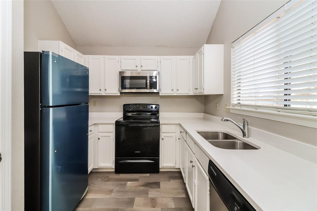 Turf Club Estates Add - Residential Lease