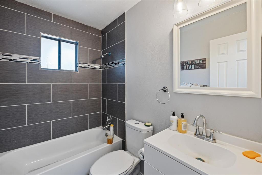 Mitchell R A Add - Residential Income