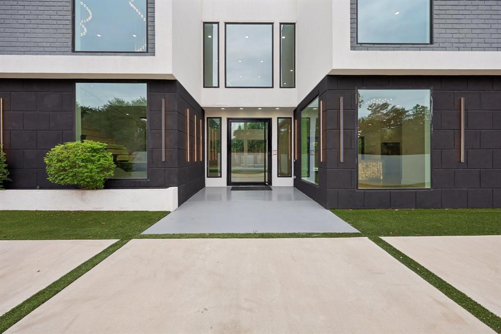 Biglot - Residential