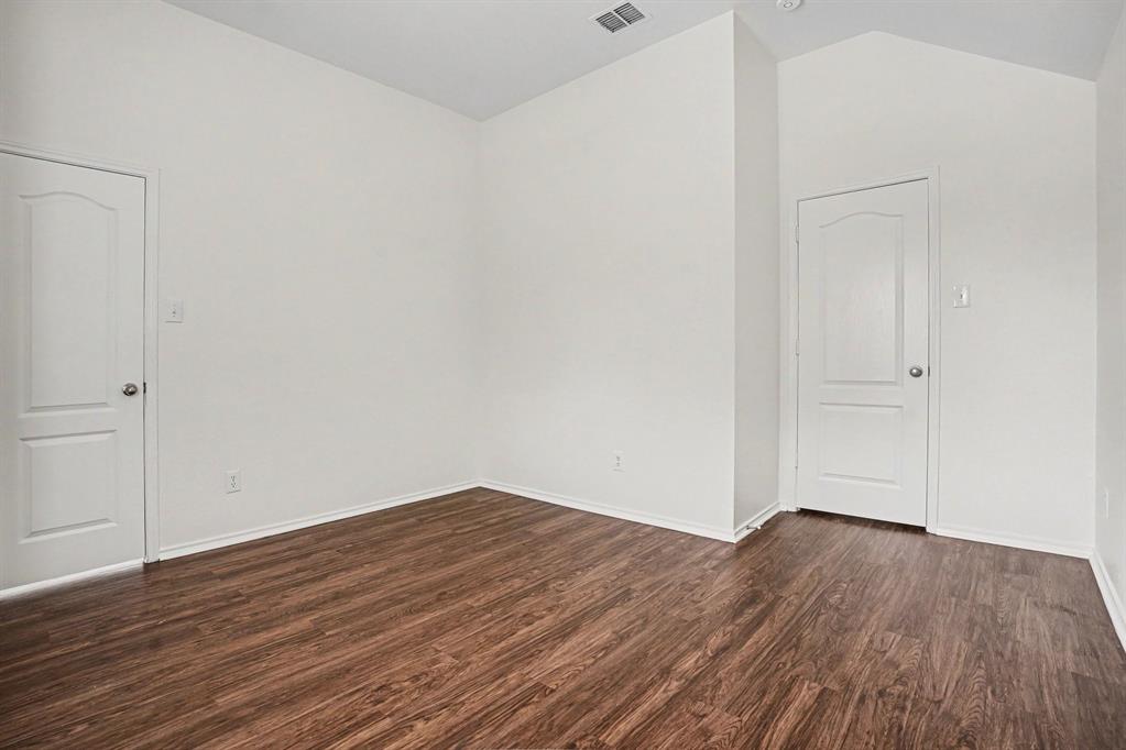Mira Lagos B - Residential