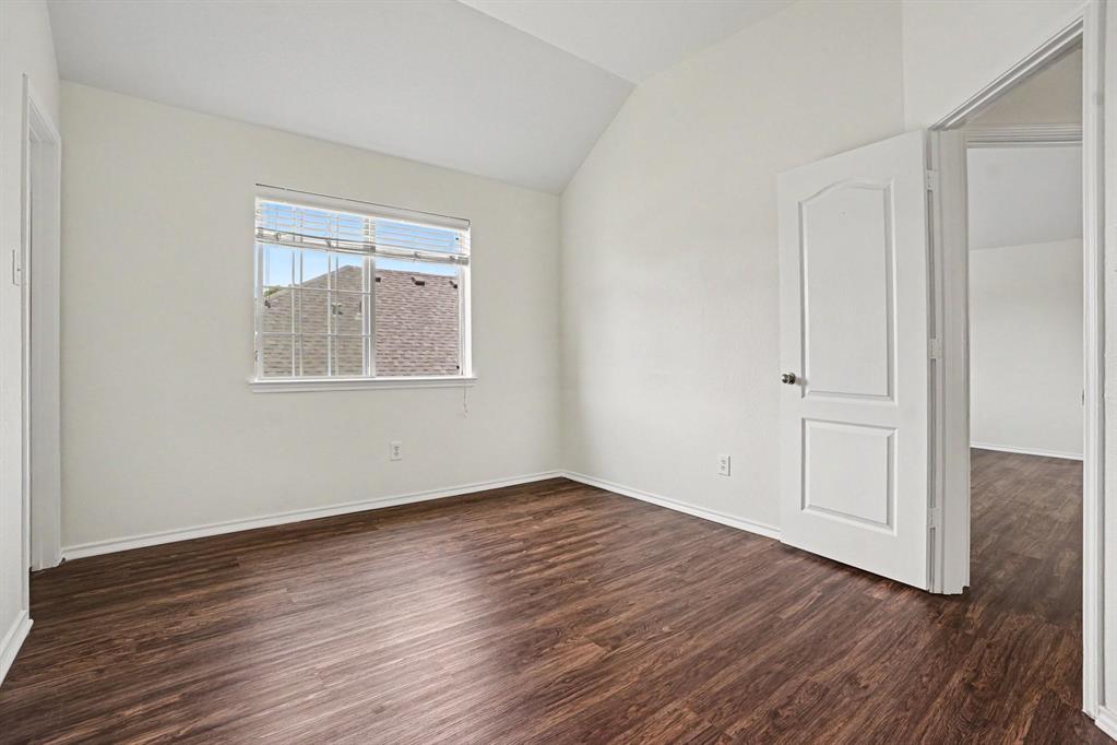 Mira Lagos B - Residential