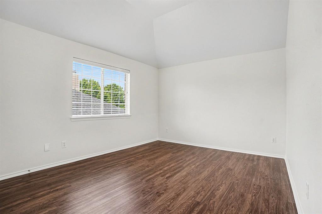 Mira Lagos B - Residential