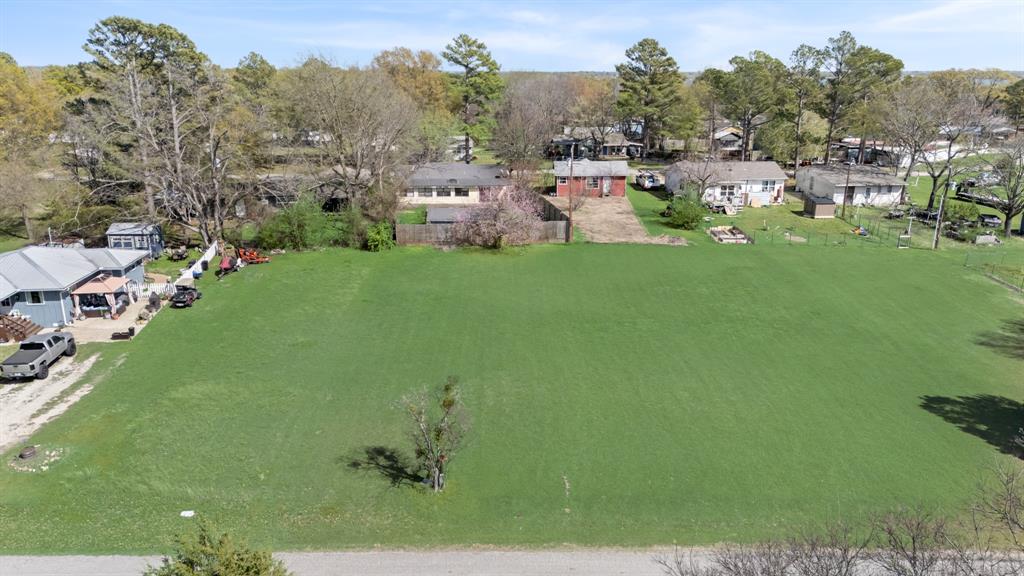 Whispering Oaks - Land