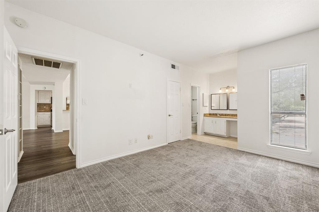 Bryan Place Condo - Residential