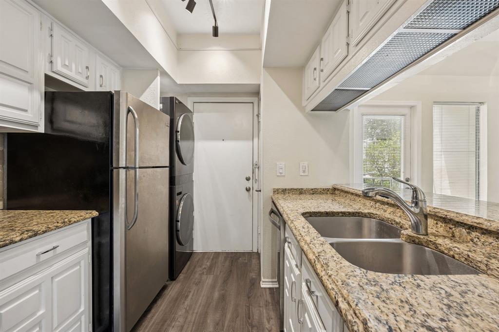 Bryan Place Condo - Residential