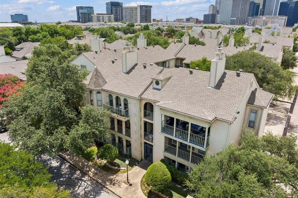 Bryan Place Condo - Residential