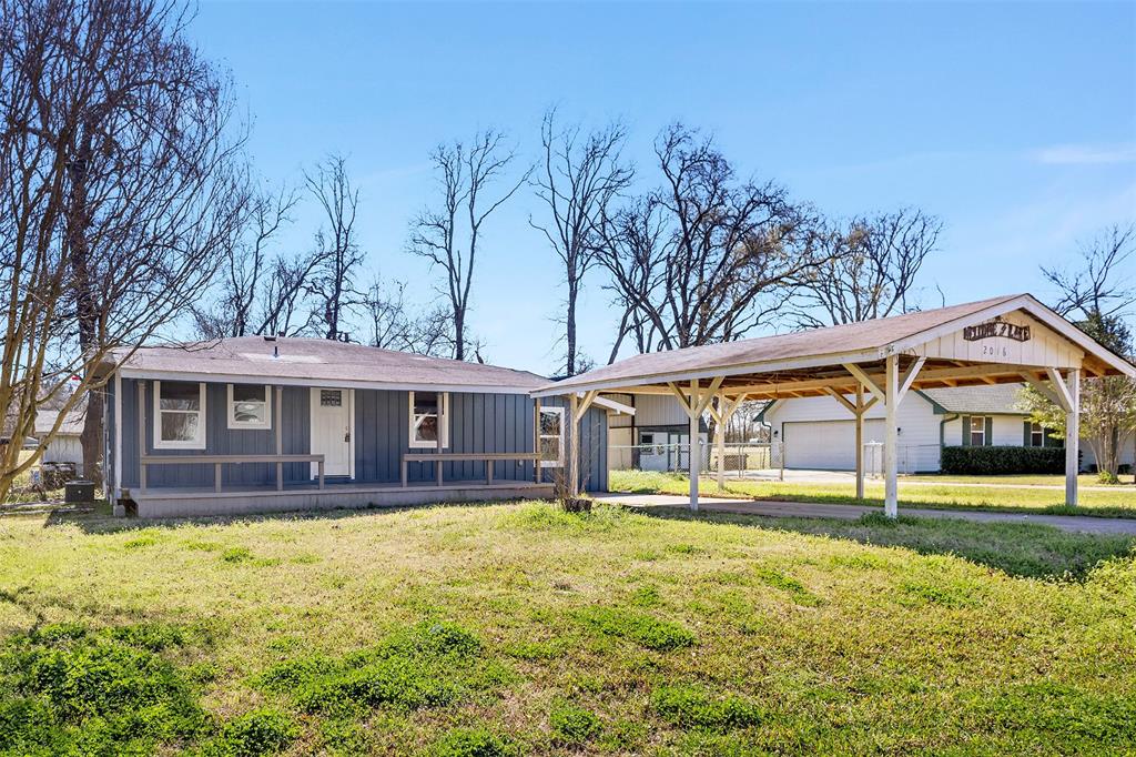 Welcome to 2016 Gavin Rd in Kemp, TX 75143 — a great opportunity to own a home with space, character, and room to make it your own. Nestled in a quiet area just minutes from Cedar Creek Lake, this property offers a private water well giving you the best combo of country living and convenience. 

Inside, you’ll find a functional layout with comfortable living spaces, ample natural light, and solid bones throughout. Several areas of the home are unfinished, giving buyers the rare chance to add their own personal style and finishing touches. Whether you’ve been looking to customize flooring, trim, paint, or final details, this home provides a head start while still allowing you to create the exact look and feel you want.

The kitchen and living areas offer an inviting space for everyday living or entertaining, while the bedrooms provide flexibility for family, guests, or a home office. Outside, the property features plenty of room to enjoy the outdoors — ideal for relaxing evenings, gatherings, or future improvements.

If you’re looking for a home with potential, personality, and the ability to build equity through your own updates, 2016 Gavin Rd is a fantastic opportunity. Bring your vision and make it your own.
