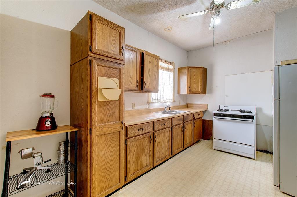 Scott Hwy Place - Residential