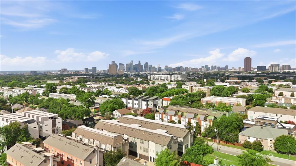 Alta Vista East Twnhm Condos B - Residential