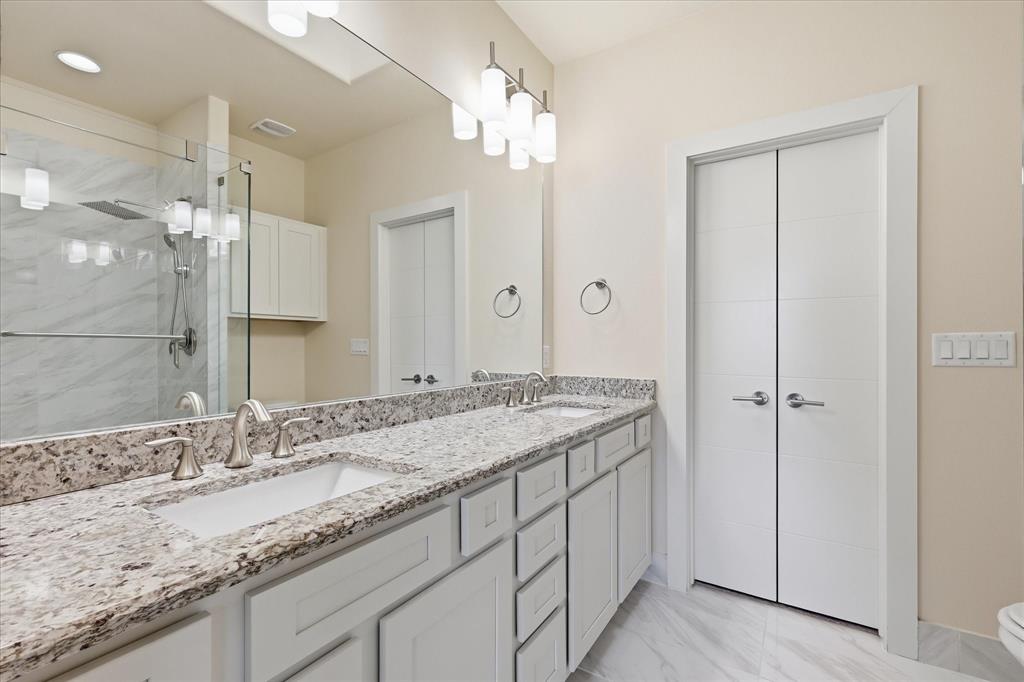Alta Vista East Twnhm Condos B - Residential