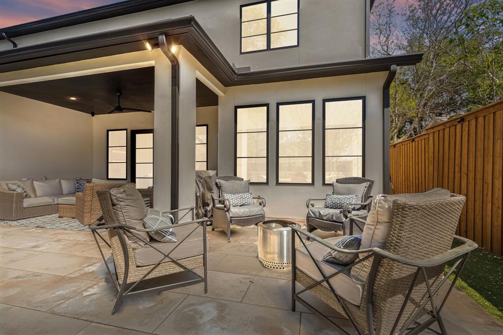 Crest Haven Place - Residential