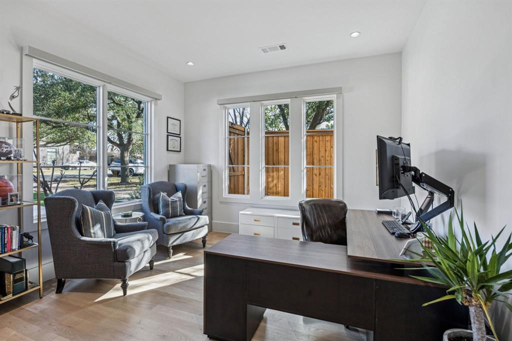 Crest Haven Place - Residential