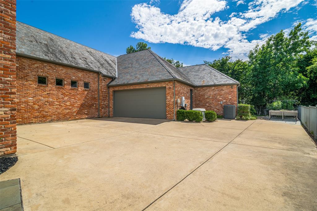 Red Hawk - Residential