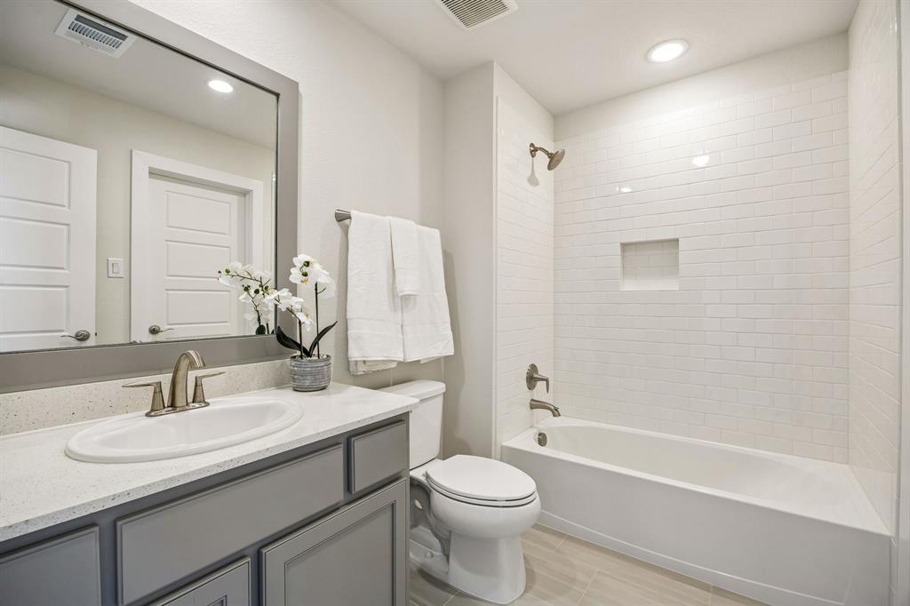 Southlake Manors - Residential