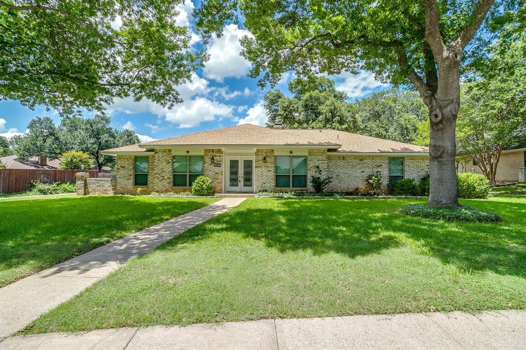 Fresh and nearly new, this one is for you!  With remodeled and updated kitchen complete with new appliances and 2 remodeled bathrooms with updated lighting and plumbing. Textured walls and ceilings, vinyl or tile flooring throughout and beautifully painted inside and out.  New roof installed December 2025.  Additional storage in detached utility building located at the rear of lot.  Enjoy the large backyard are with family as this site is one of the larger lots in Huntington Park.