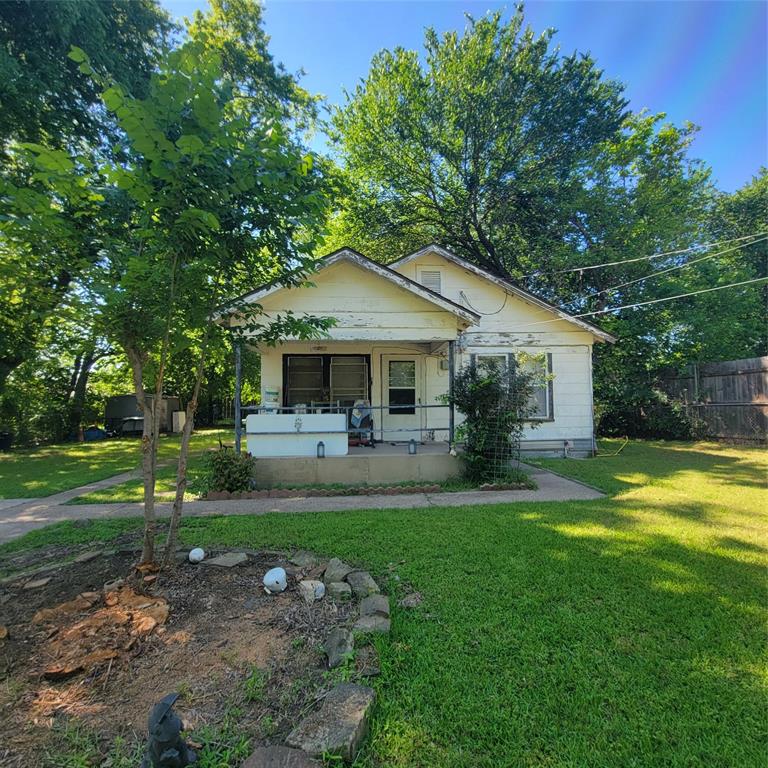 Quaint 2-bedroom, 1-bath home situated on a large lot with mature trees. Property is currently tenant occupied, offering an excellent opportunity for investors seeking immediate rental income with a long-term tenant already in place. Continue renting, renovate and resell, or explore future redevelopment possibilities — the options are endless. Ideal for investors or owner occupants looking for a fixer-upper with potential and value in the land. Please do not approach the property or disturb the tenants without a scheduled appointment.
