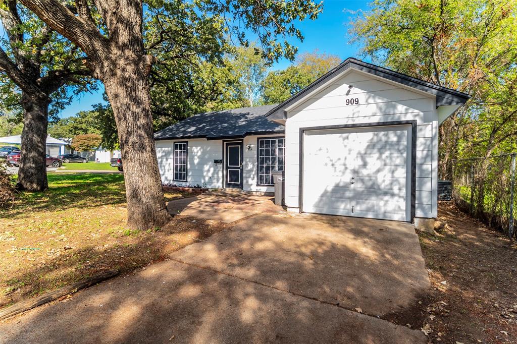 Grande Vista Heights Add - Residential