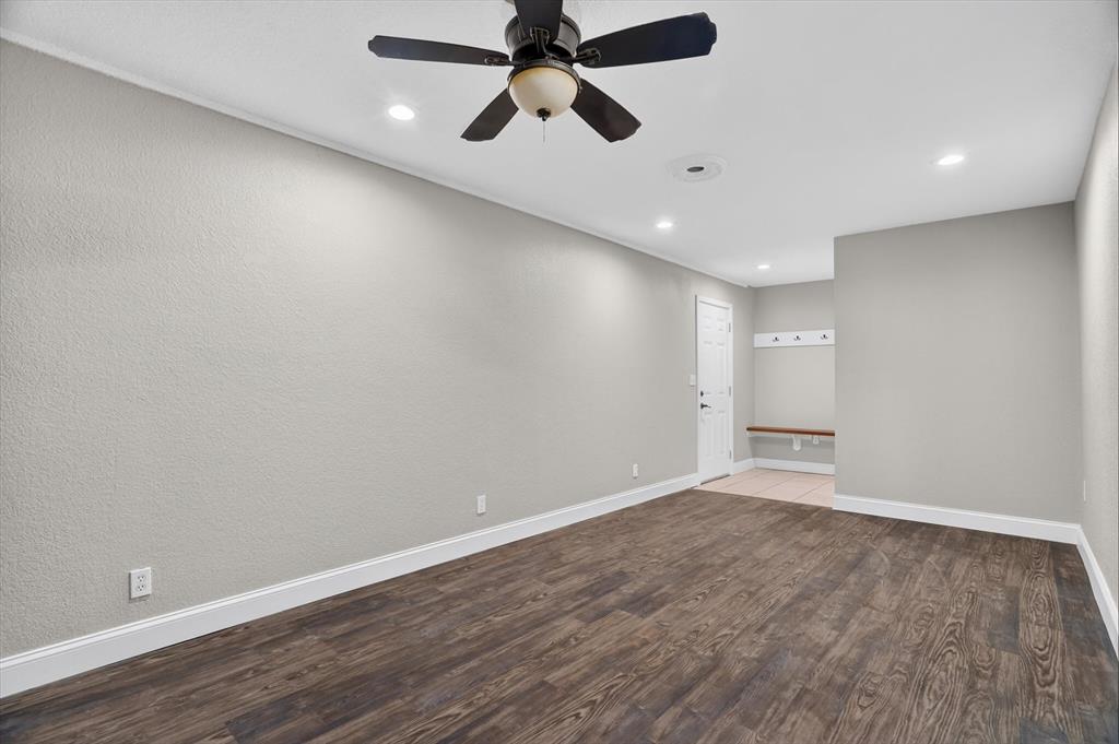 Country Club Heights - Residential