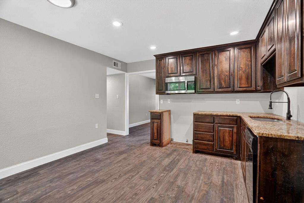 Country Club Heights - Residential