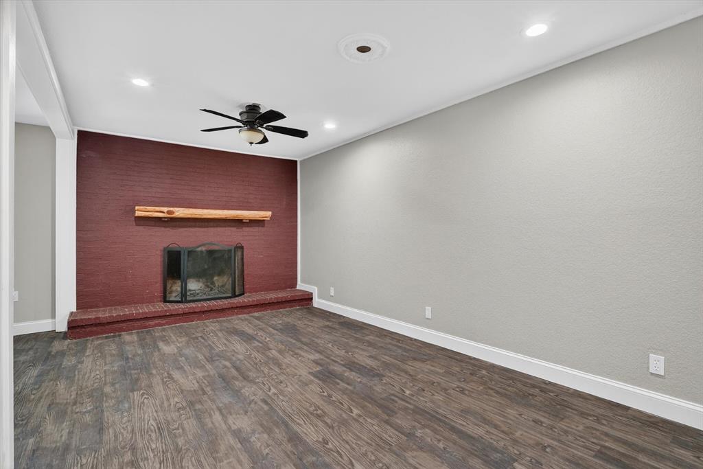 Country Club Heights - Residential