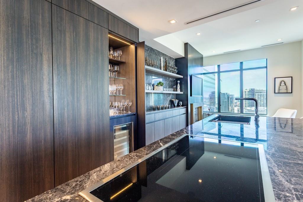 Ritz-Carlton 2 Residences 1 - Residential