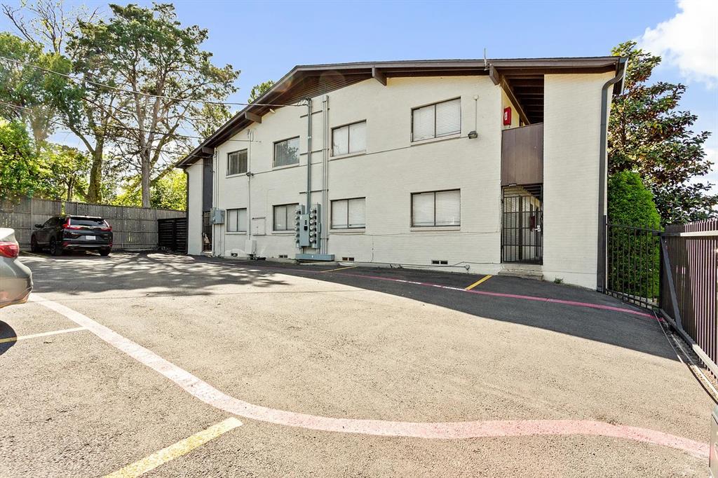 Munger Place Add Sec 02 - Residential Income