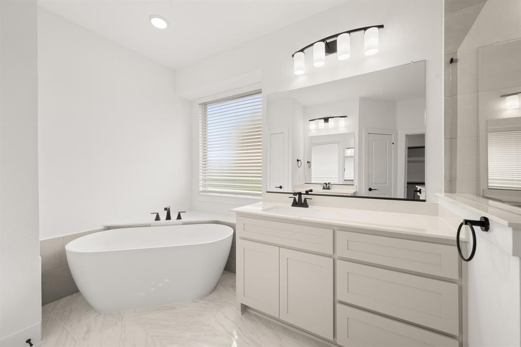Hidden Lakes Estates - Residential