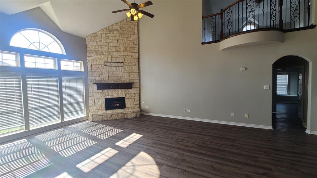 Mira Lagos G 1 - Residential Lease