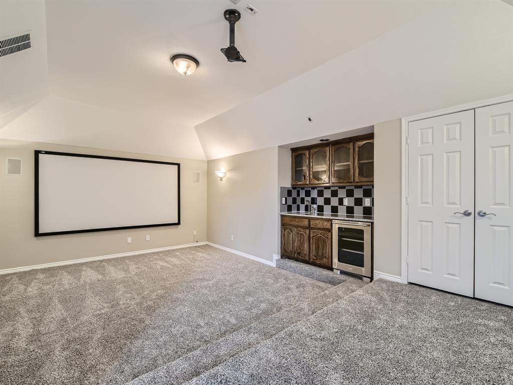 Mira Lagos G 1 - Residential Lease