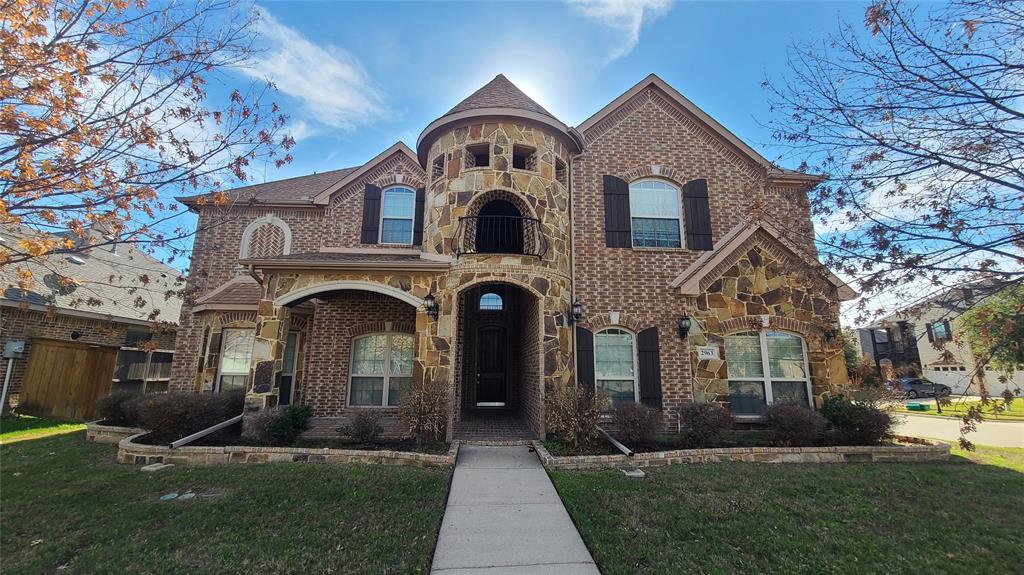A gorgeous home, pride  Beautiful gleaming wood floors, dramatic staircase and iron railings, a beautiful floor to ceiling stone fireplace, ample sized bedrooms and a chef's kitchen with butler's pantry, and a walk in pantry. The large master retreat features, a fireplace for enjoying the peaceful evenings. All this and Mansfield ISD schools! Trash, sewer, and water services are maintained in the owner’s name, and a utility service charge of $9.99 will be charged monthly, with a one-time $29.99 setup fee; all other utilities, need to be maintained in the resident’s name. There is a monthly $15 fee for bi-monthly filter service. Smart home technology is $24.95 month. For additional information on application process and lease fees, please visit our online help center. The information contained herein has been obtained through sources deemed reliable but cannot be guaranteed as to its accuracy. Any information of special interest should be verified with Pathlight.
