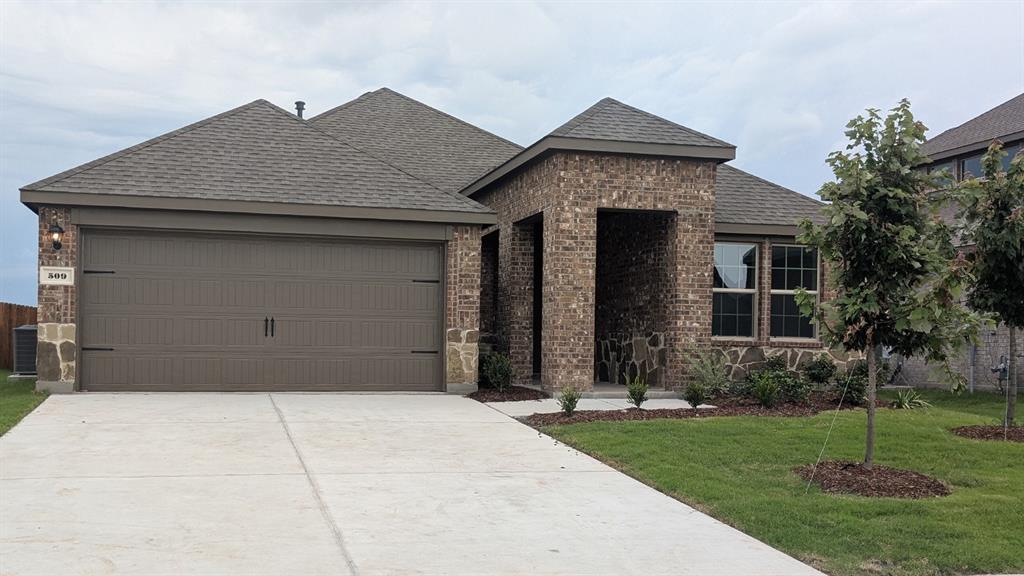 New! Great open concept floor plan! Three bedrooms, two full baths, with covered patio. Home includes, island kitchen, granite counters throughout, LED lighting, full sprinkler system, professionally engineered post tension foundation, and much more!
Come see this stunning new community in Caddo Mills nestled between Hwy 66 and I-30. Enjoy small town country living with access to downtown Dallas only 42 miles away. With a playground, community pool, and 3 large lakes under an hour away, there’s no shortage of outdoor fun available with this neighborhood. This community has something for everyone! Schedule a tour today!