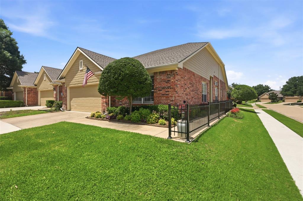 Pasquinellis Castlebrook At Ridgeview - Residential