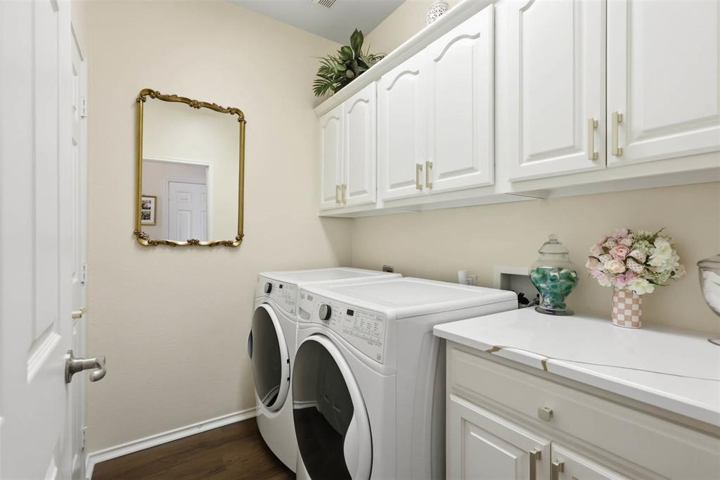 Pasquinellis Castlebrook At Ridgeview - Residential