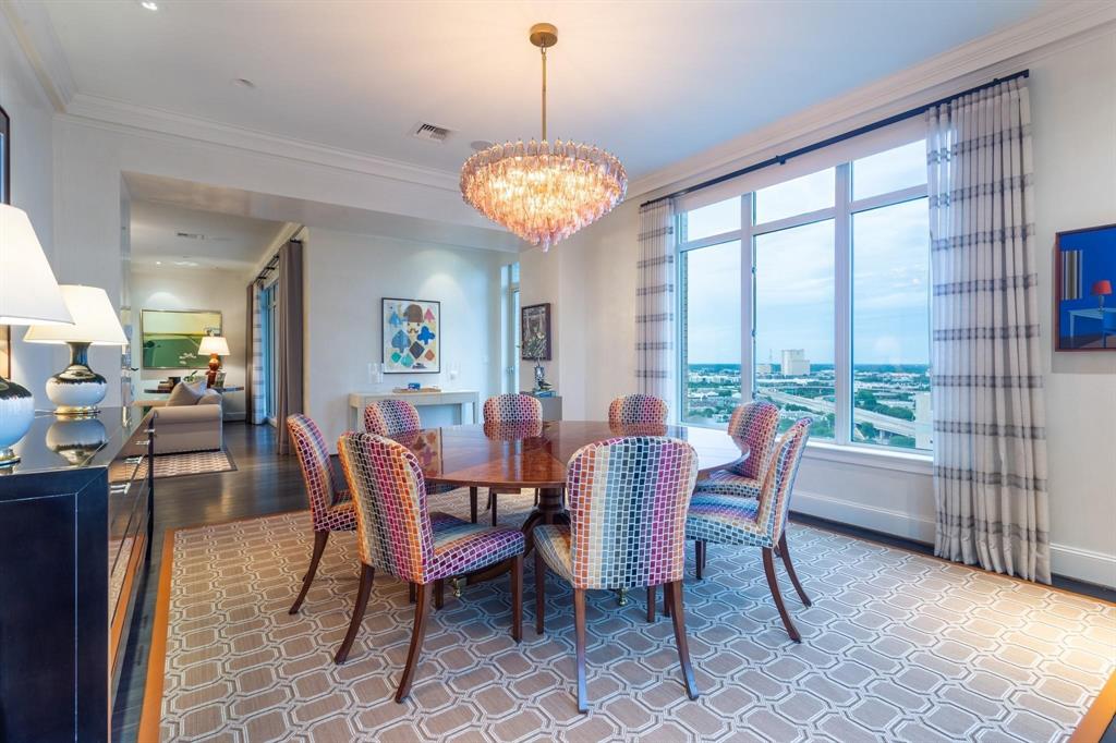 Ritz-Carlton Residences - Residential