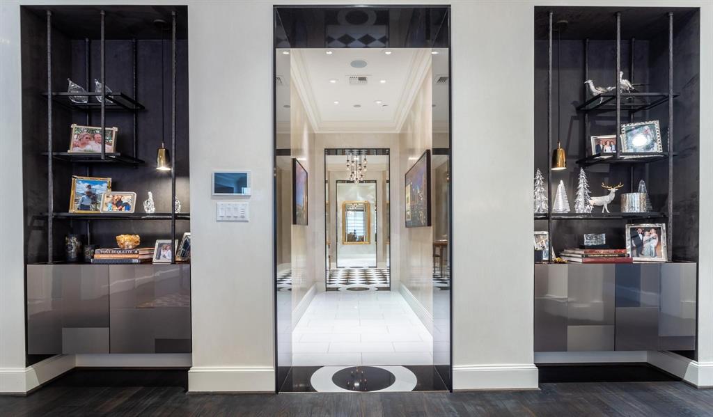 Ritz-Carlton Residences - Residential