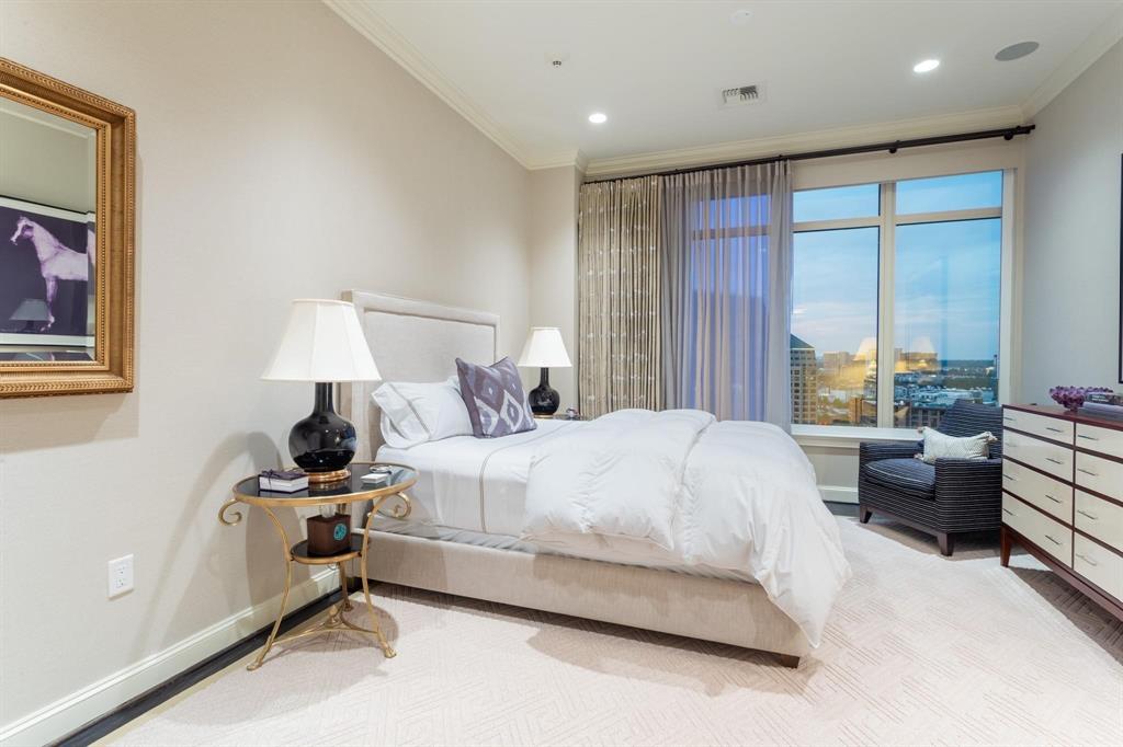 Ritz-Carlton Residences - Residential