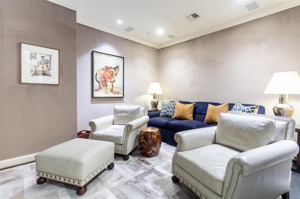 Ritz-Carlton Residences - Residential