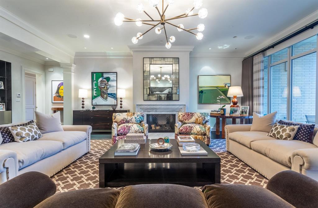 Ritz-Carlton Residences - Residential
