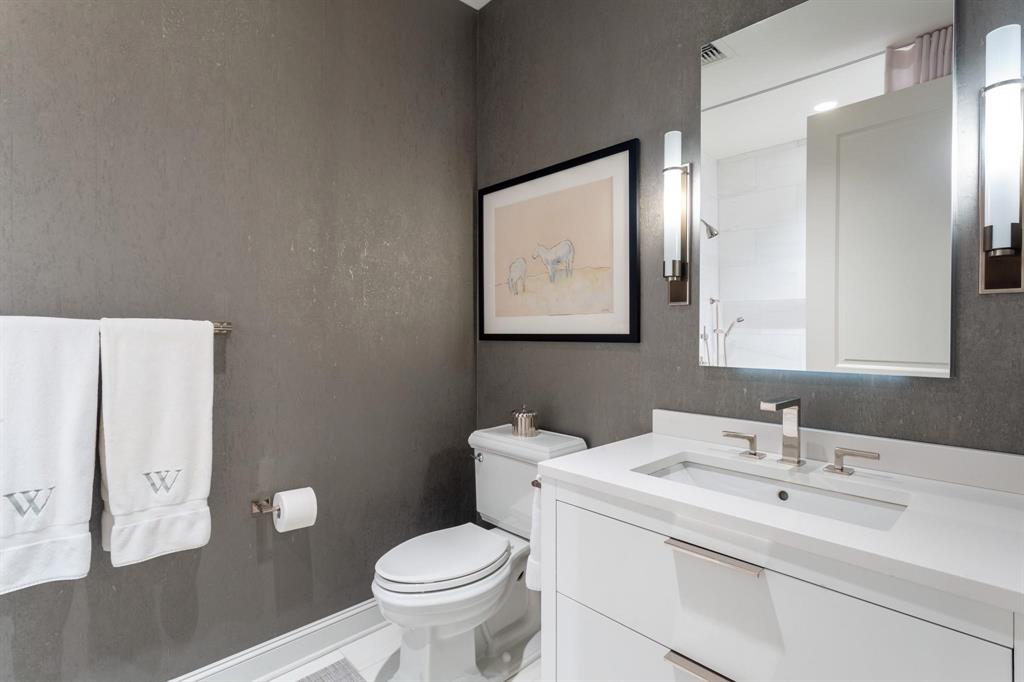 Ritz-Carlton Residences - Residential