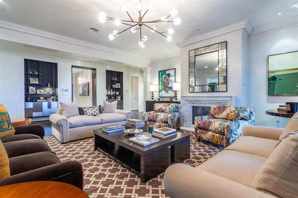 Ritz-Carlton Residences - Residential