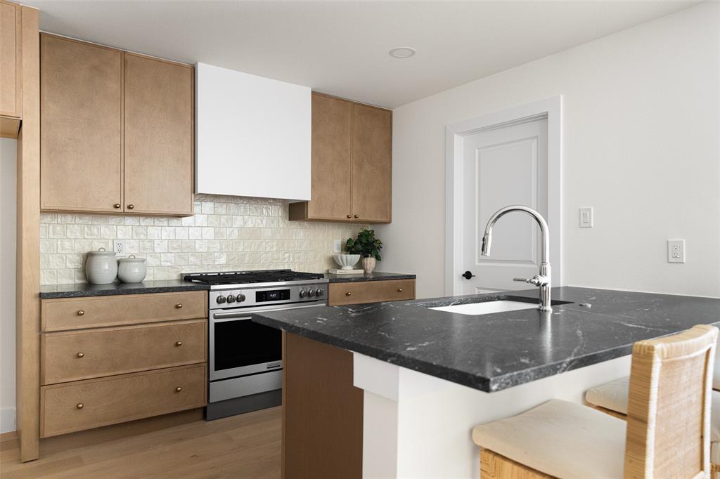Lake Highlands Square - Residential
